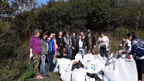 Сотрудники Приамурского управления Росприроднадзора получили благодарность за участие в экологическом субботнике